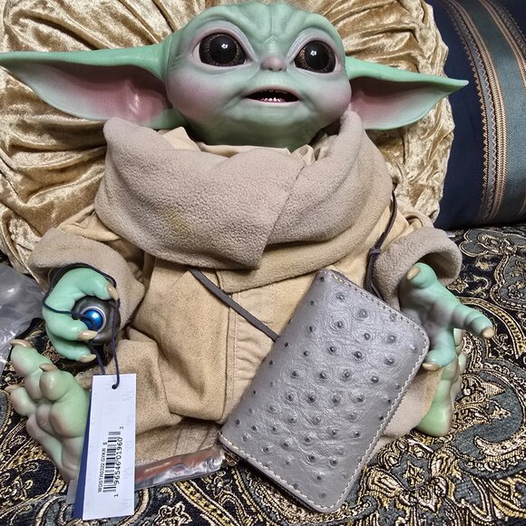 Dooney Pebble Grain Camera Zip Crossbody in Elephant EUC w/Dooney wallet - NWT - Picture 12 of 14